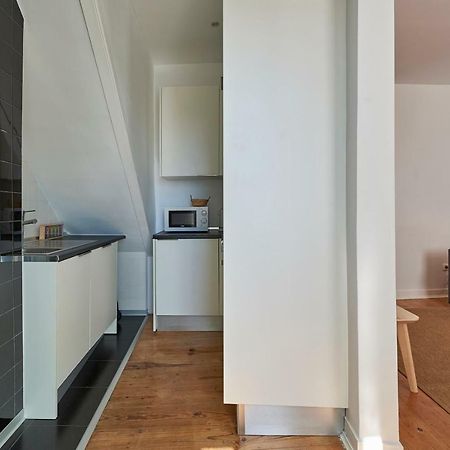 Charming Apartment Em Belem-Books And Canvas ลิสบอน ภายนอก รูปภาพ