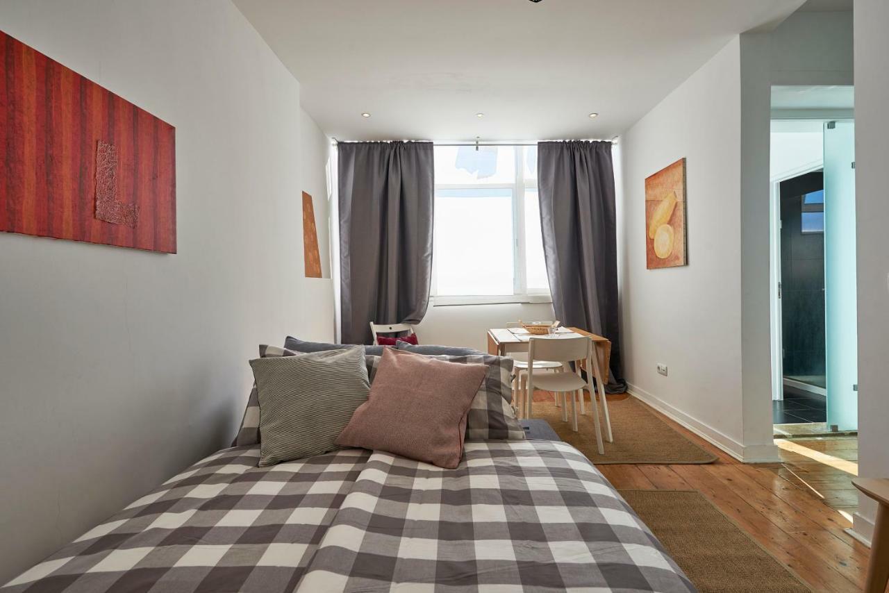 Charming Apartment Em Belem-Books And Canvas ลิสบอน ภายนอก รูปภาพ