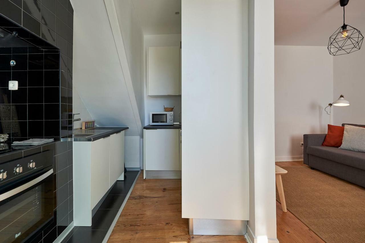 Charming Apartment Em Belem-Books And Canvas ลิสบอน ภายนอก รูปภาพ