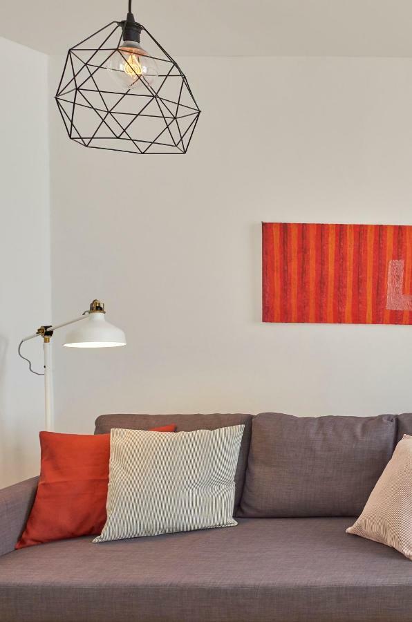 Charming Apartment Em Belem-Books And Canvas ลิสบอน ภายนอก รูปภาพ