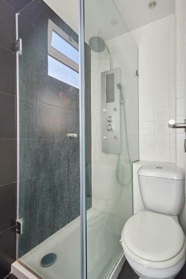 Charming Apartment Em Belem-Books And Canvas ลิสบอน ภายนอก รูปภาพ